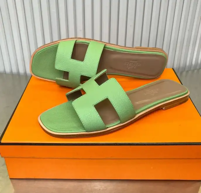 hype Hermes Slippers