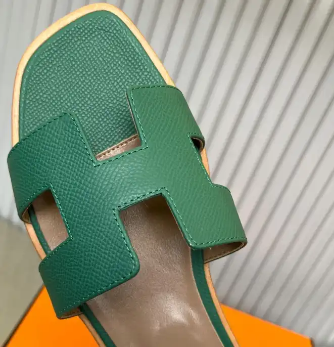 hype Hermes Slippers