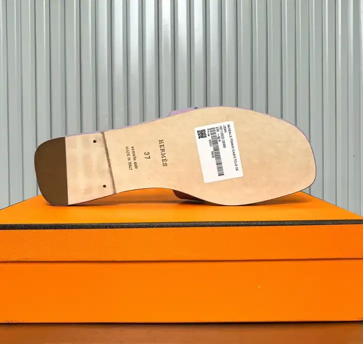 hype Hermes Slippers