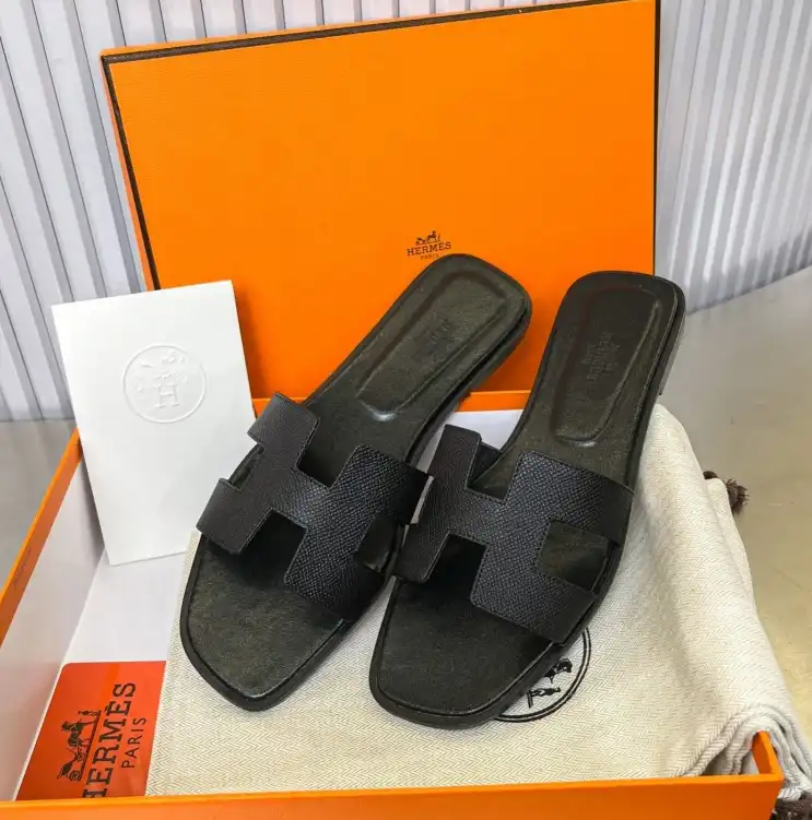 hype Hermes Slippers