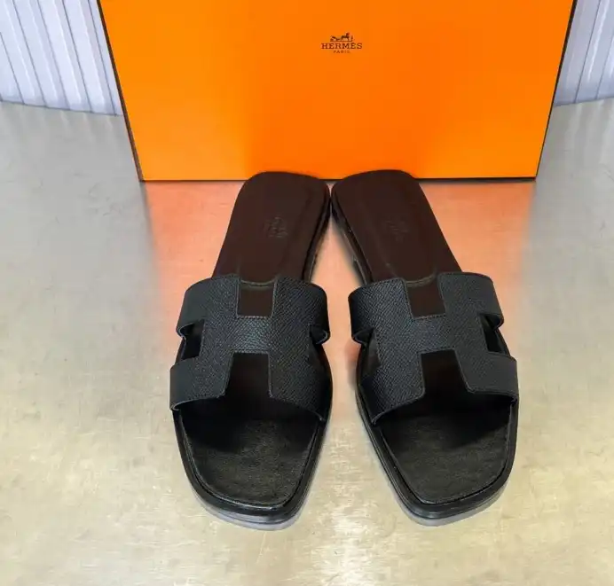 hype Hermes Slippers