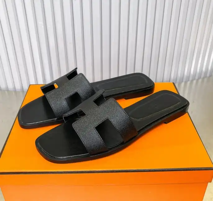 hype Hermes Slippers