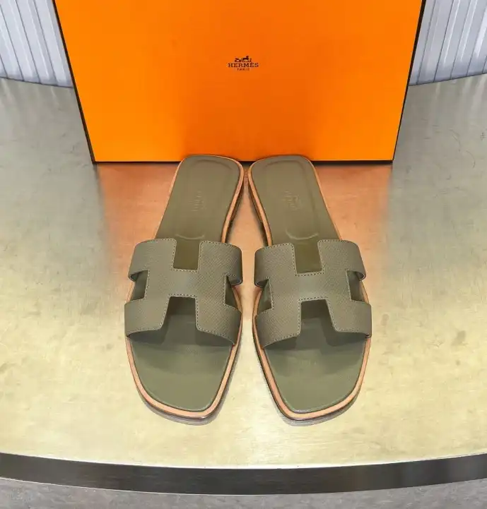 hype Hermes Slippers