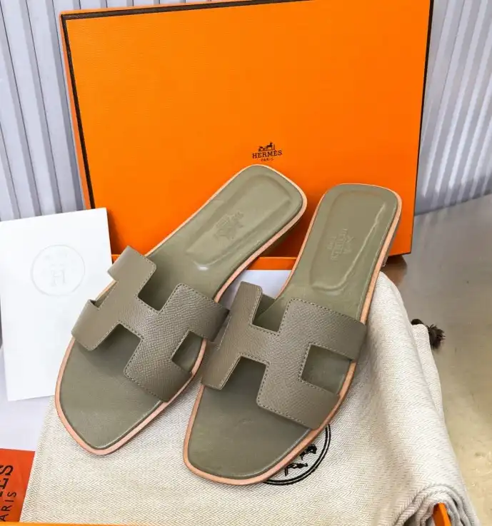 hype Hermes Slippers