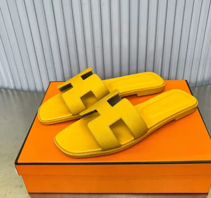 hype Hermes Slippers