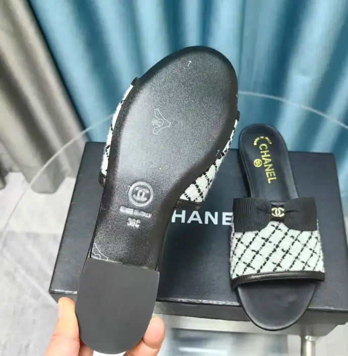 hype Chanel Slippers