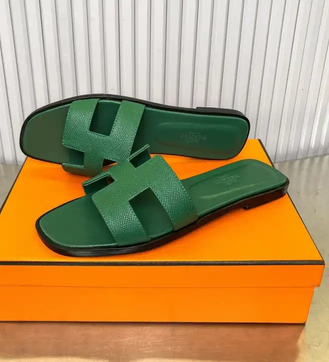 hype Hermes Slippers