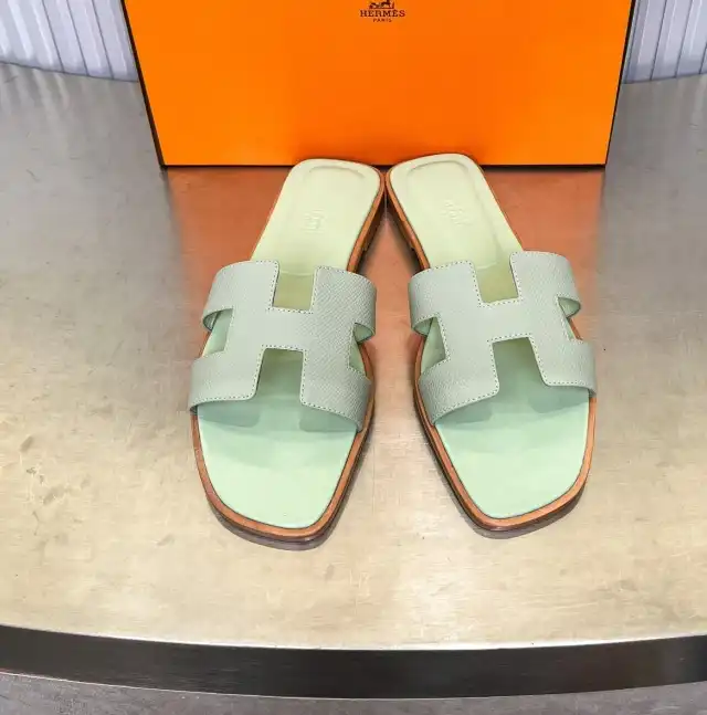 hype Hermes Slippers