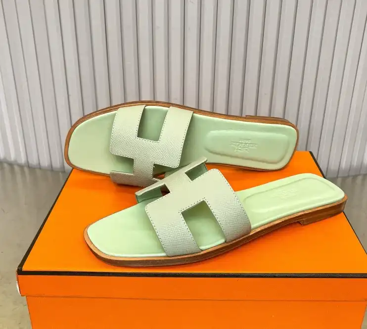 hype Hermes Slippers