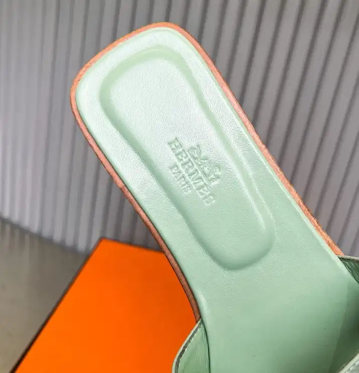 hype Hermes Slippers