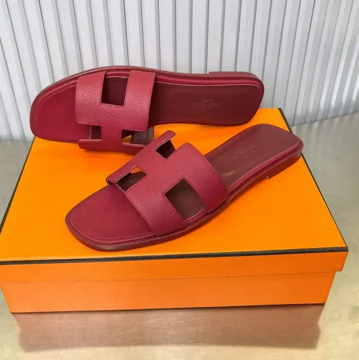 hype Hermes Slippers