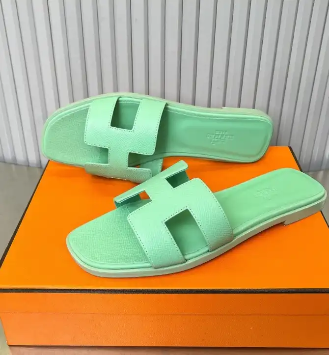 hype Hermes Slippers