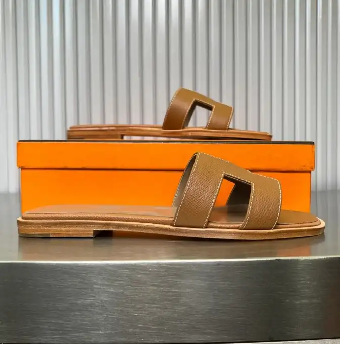 hype Hermes Slippers