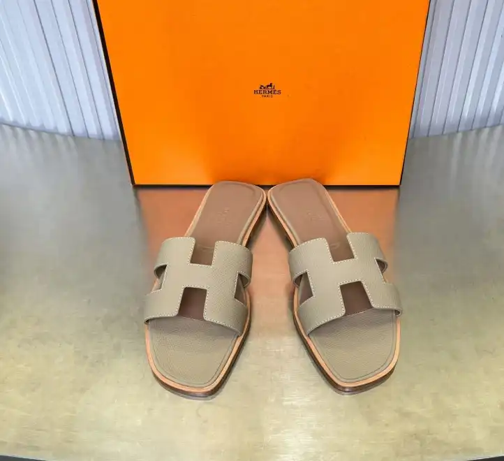 hype Hermes Slippers