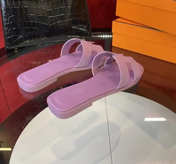 hype Hermes Slippers