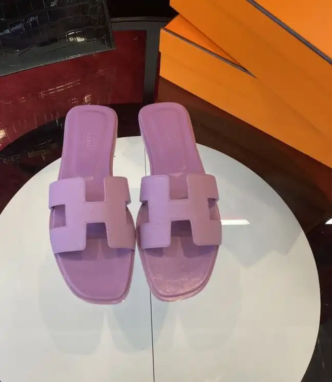 hype Hermes Slippers