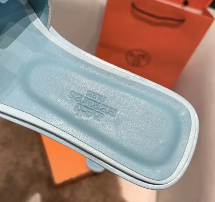 hype Hermes Slippers