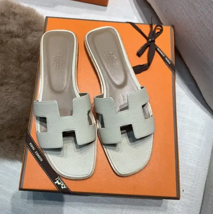 hype Hermes Slippers