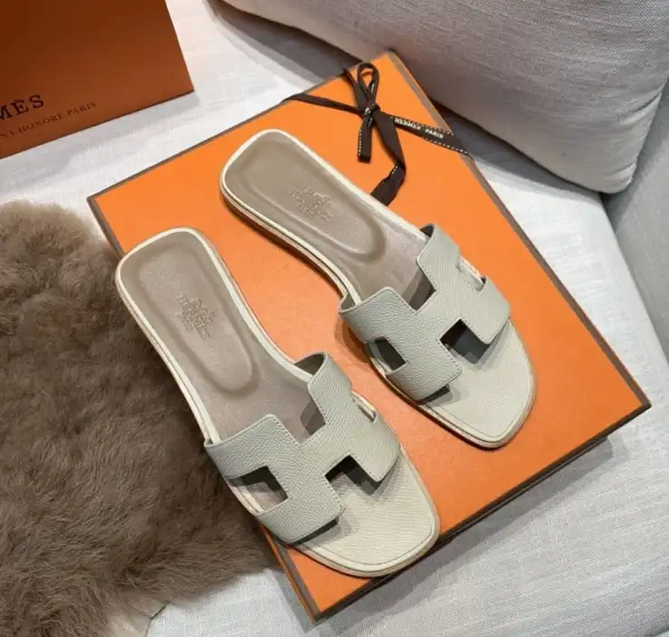 hype Hermes Slippers