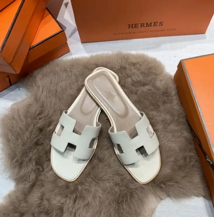 hype Hermes Slippers