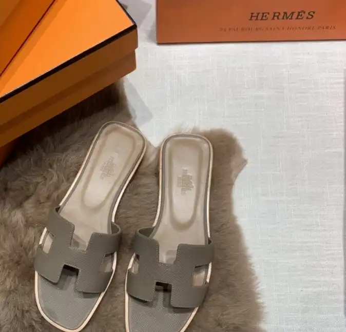 hype Hermes Slippers