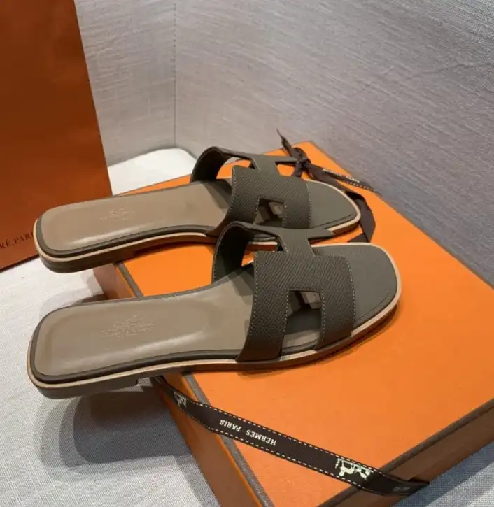 hype Hermes Slippers