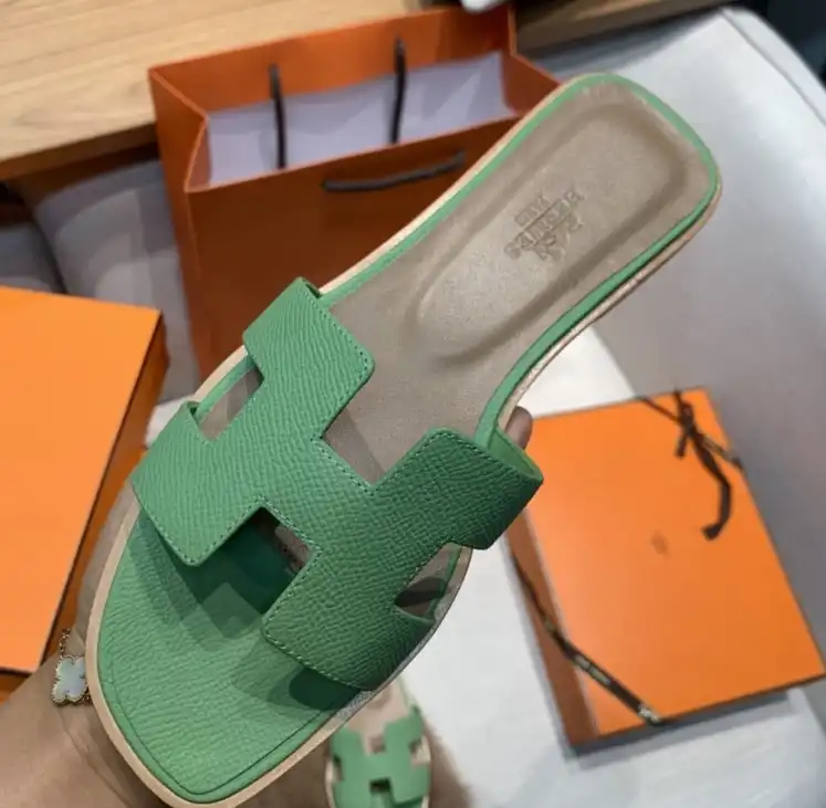 hype Hermes Slippers