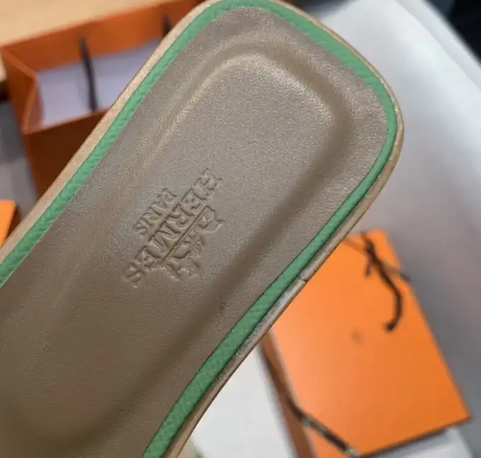 hype Hermes Slippers