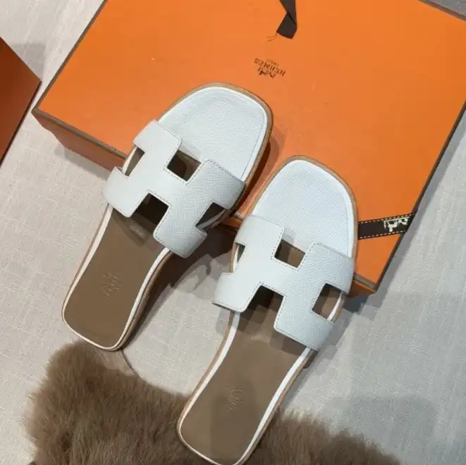 hype Hermes Slippers