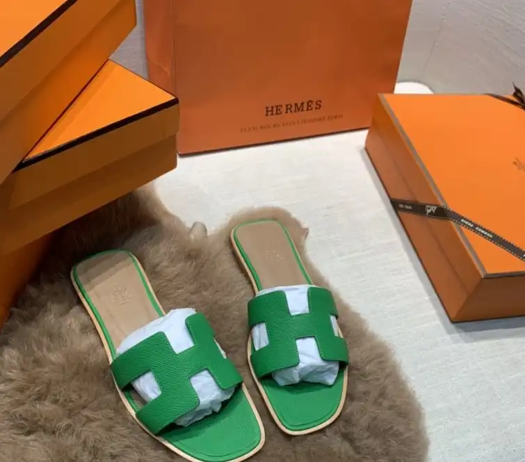 hype Hermes Slippers