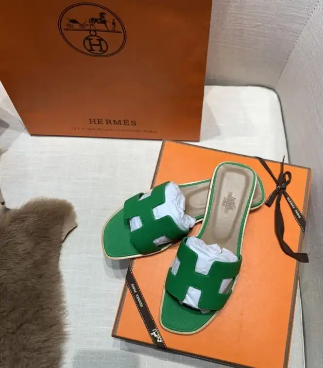 hype Hermes Slippers