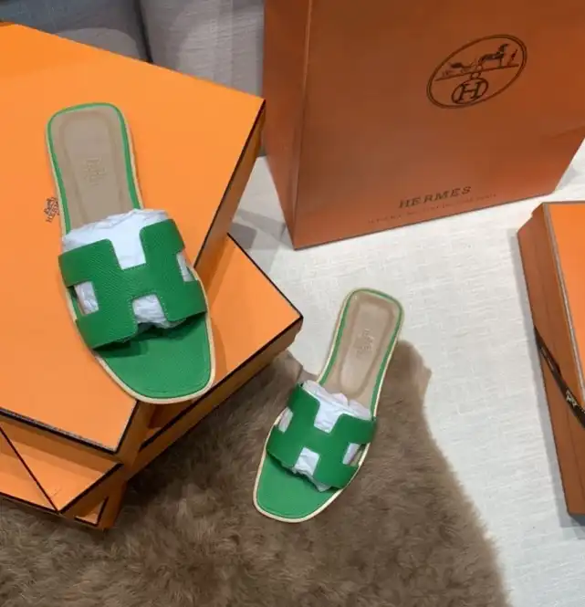 hype Hermes Slippers