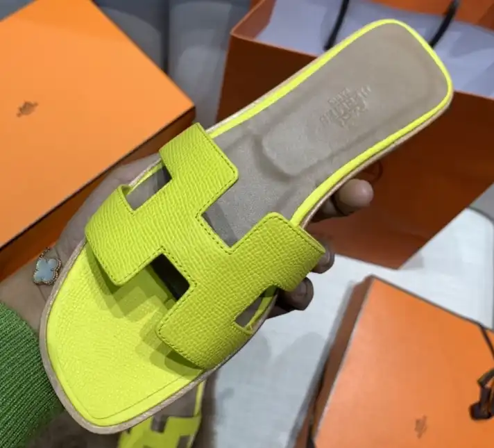 hype Hermes Slippers