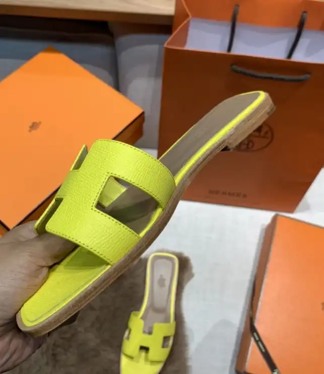 hype Hermes Slippers