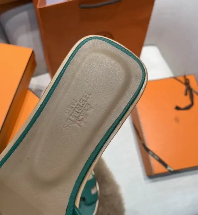 hype Hermes Slippers