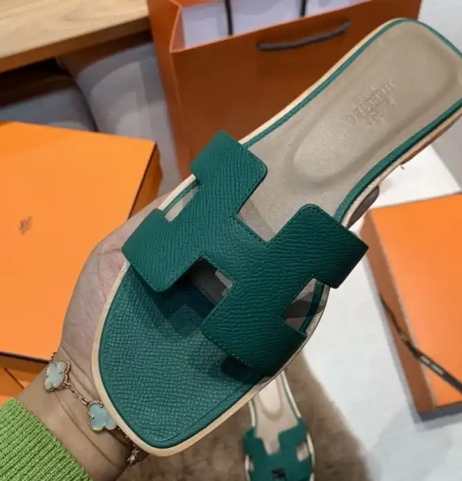 hype Hermes Slippers