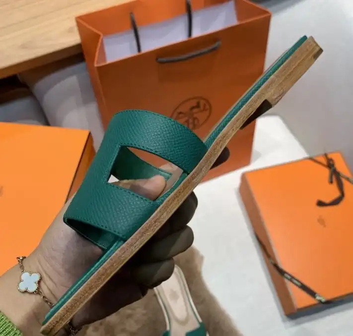 hype Hermes Slippers