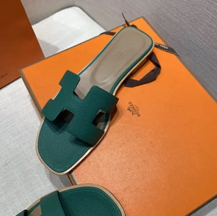 hype Hermes Slippers