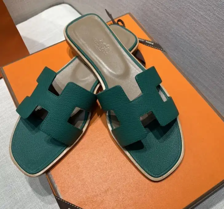 hype Hermes Slippers