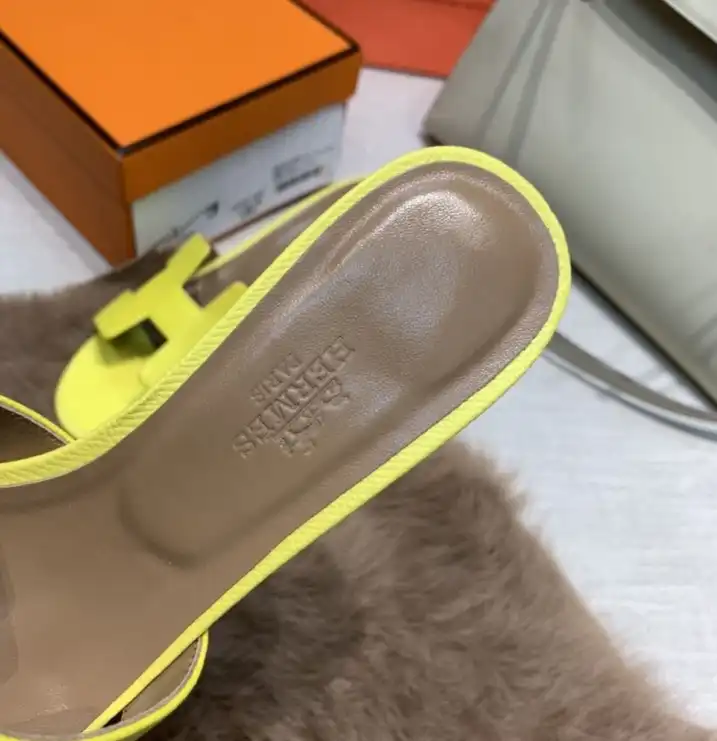 hype Hermes Slippers