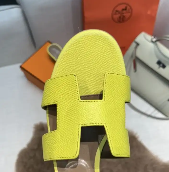 hype Hermes Slippers