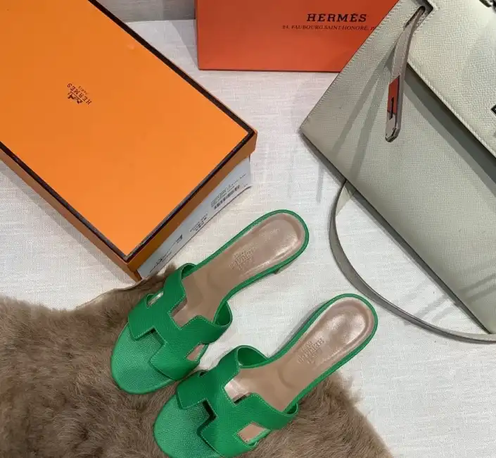 hype Hermes Slippers