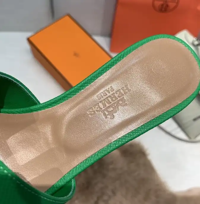 hype Hermes Slippers