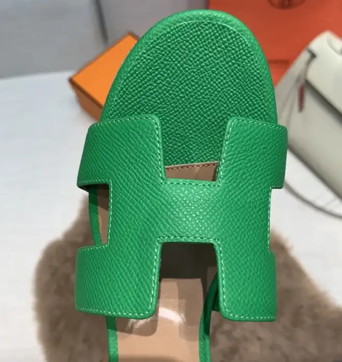 hype Hermes Slippers