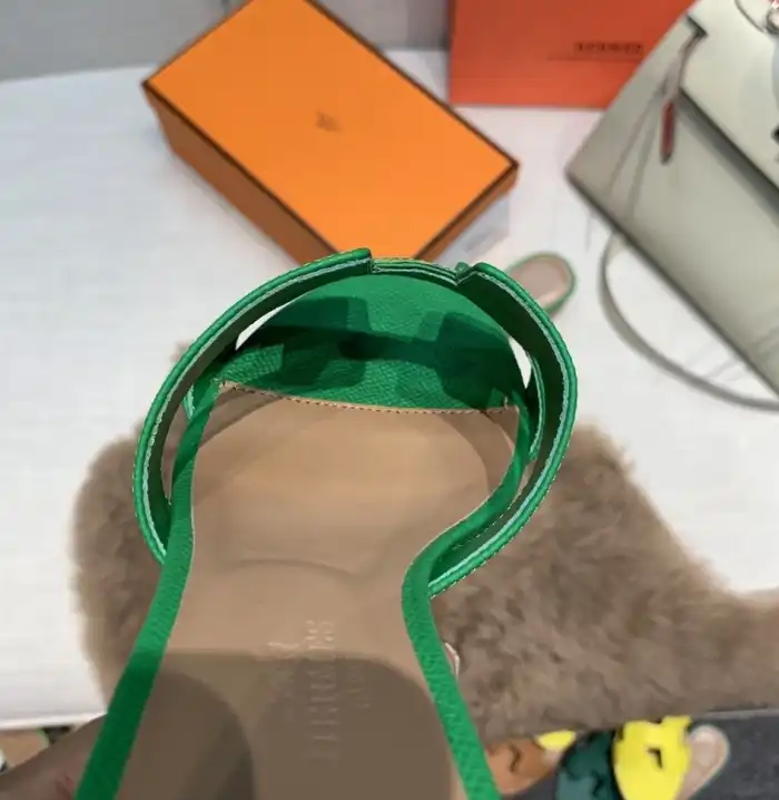 hype Hermes Slippers