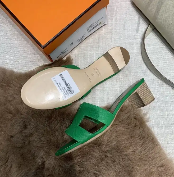 hype Hermes Slippers