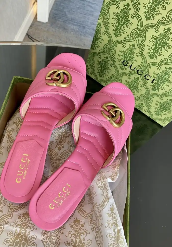 hype Gucci Slippers