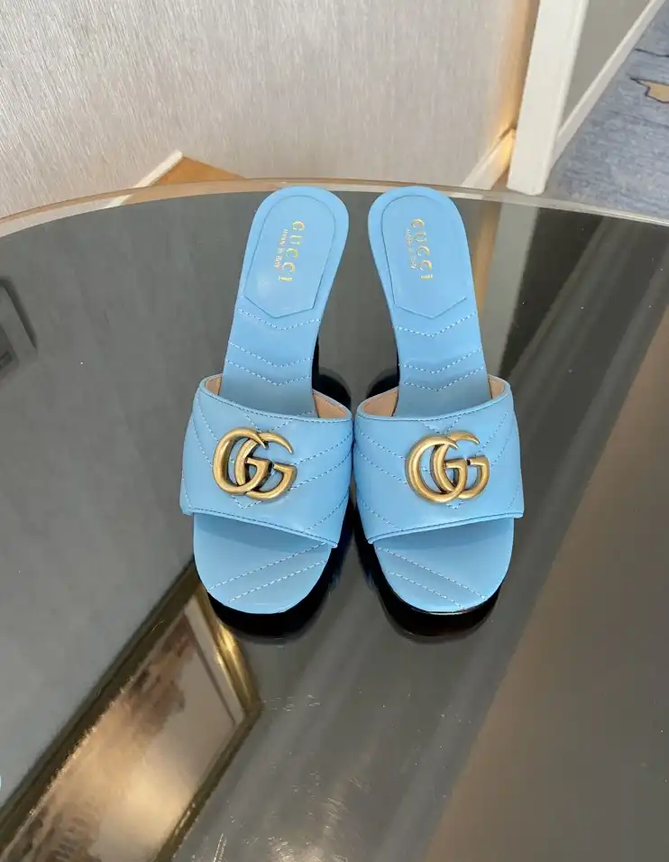 hype Gucci Slippers