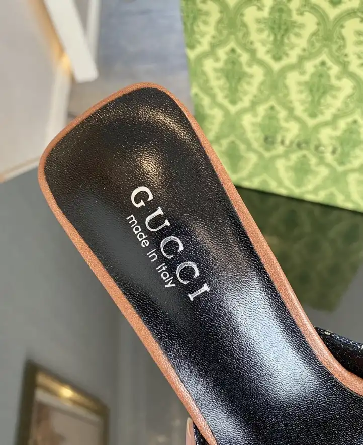 hype Gucci Sandals