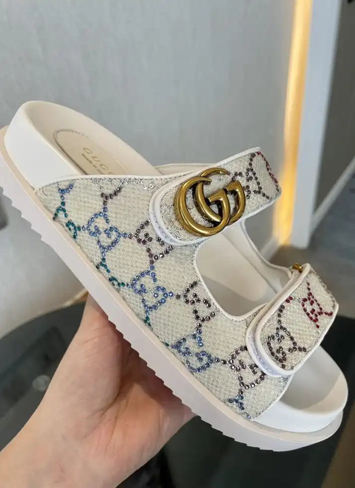 hype Gucci Sandals